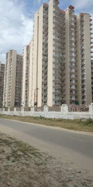 2 BHK Flats & Apartments for Sale in Techzone 4, Greater Noida (1230 Sq.ft.)