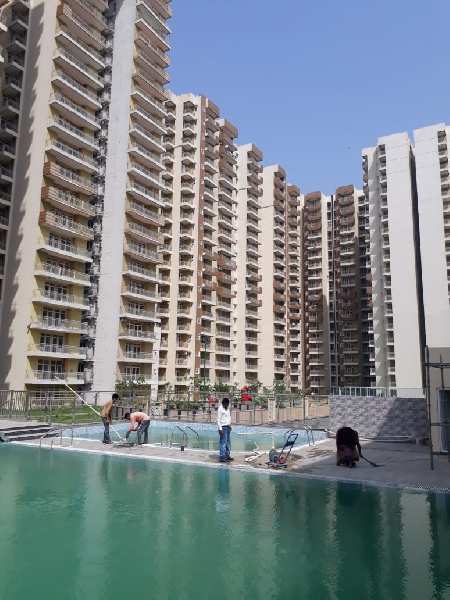 2 BHK Flats & Apartments for Sale in Greater Noida West, Greater Noida (990 Sq.ft.)