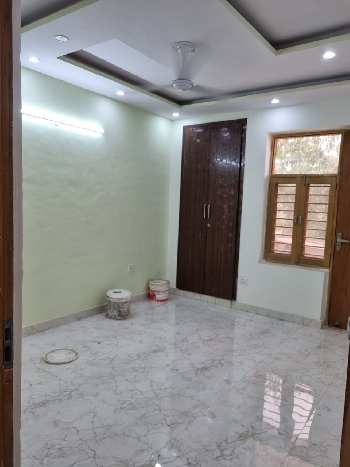 3 BHK Builder Floor for Sale in Ashoka Enclave, Faridabad (200 Sq. Yards)