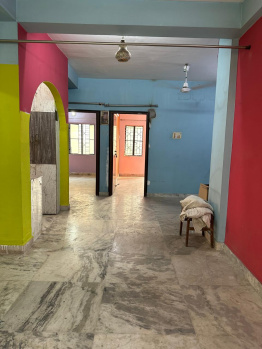 Semi Furnished Flat Available for Rent