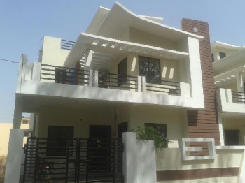 प्लाट के रेट में मकान