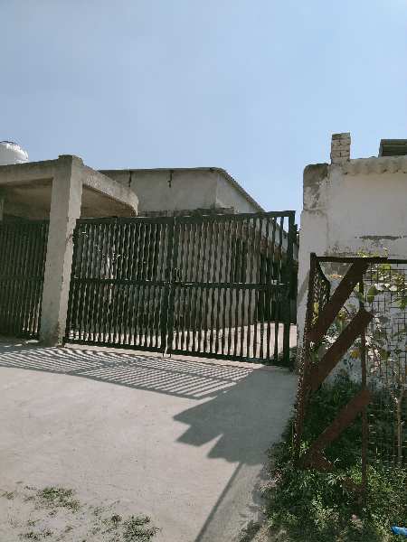 3000 Sq.ft. Factory / Industrial Building for Sale in Surajpur Site V Industrial, Greater Noida