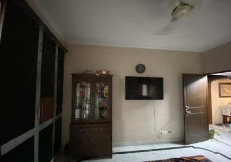 3 BHK Flats & Apartments for Sale in Sector 7, Dwarka, Delhi (1700 Sq.ft.)
