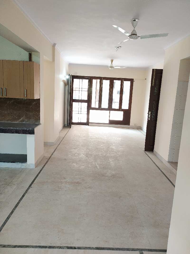 4 BHK Flats & Apartments for Sale in Sector 5, Dwarka, Delhi (2100 Sq.ft.)