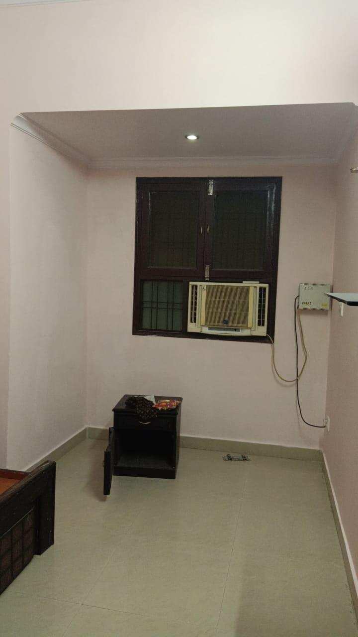 2 BHK Flats & Apartments for Sale in Sector 9, Dwarka, Delhi (1100 Sq.ft.)