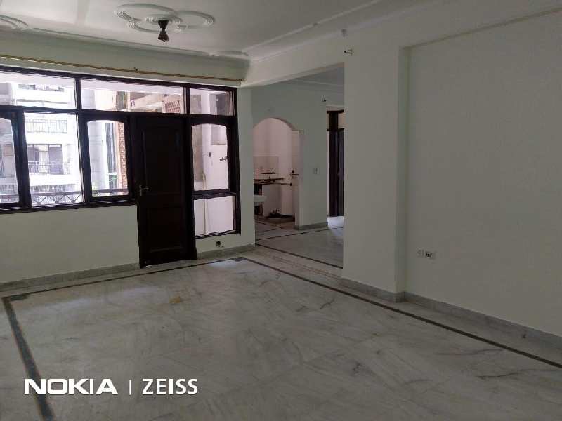4 BHK Flats & Apartments for Sale in Dwarka, Delhi (2300 Sq.ft.)