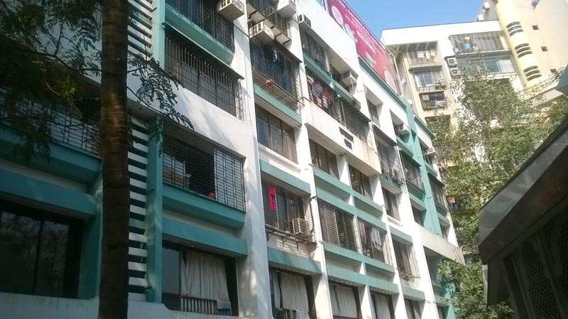 2 BHK Flats & Apartments for Sale in Andheri, Mumbai (1200 Sq.ft.)