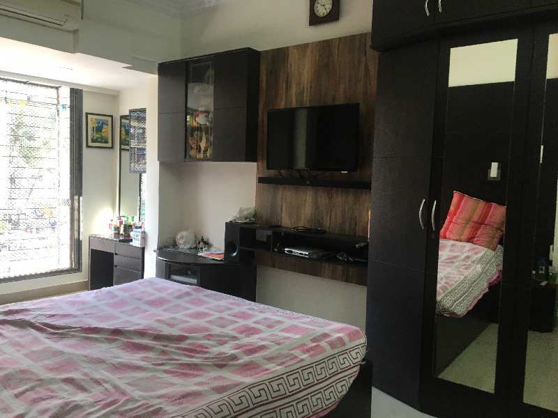 1 BHK Flats & Apartments for Sale in Veera Desai Industrial Estate, Mumbai (700 Sq.ft.)