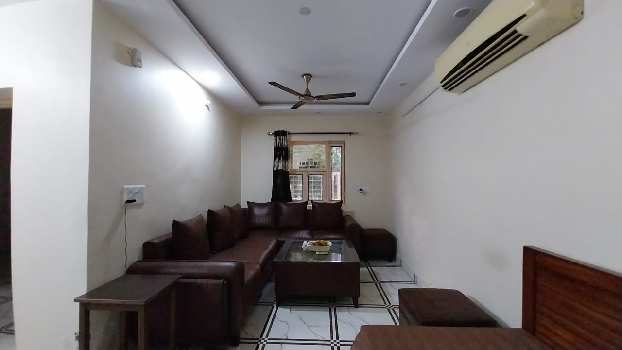 3 BHK Flats & Apartments for Sale in Block DG2, Vikas Puri, Delhi (950 Sq.ft.)