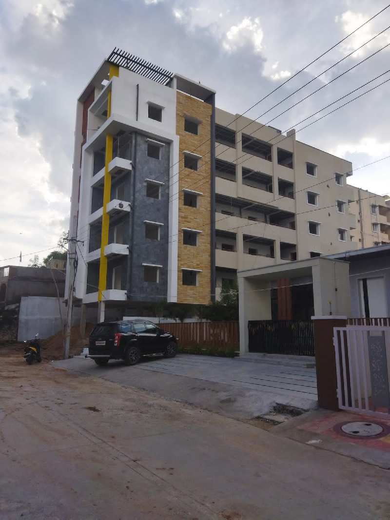 2 BHK Flats & Apartments for Sale in Moulali, Secunderabad (930 Sq.ft.)