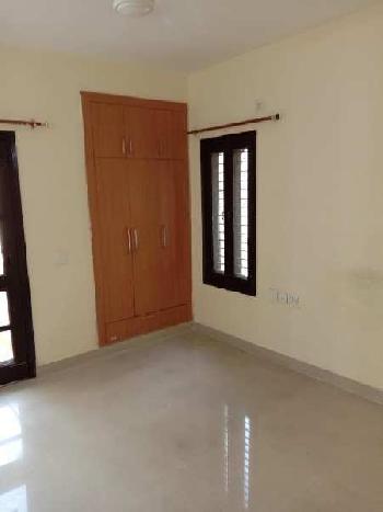 3 BHK Flats & Apartments for Rent in Sector 88, Faridabad (1000 Sq.ft.)