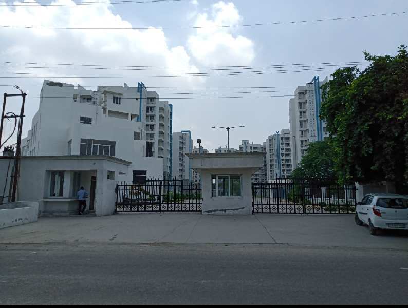 3 BHK Flats & Apartments For Sale In Shatabdi Nagar, Meerut (1551 Sq.ft.)