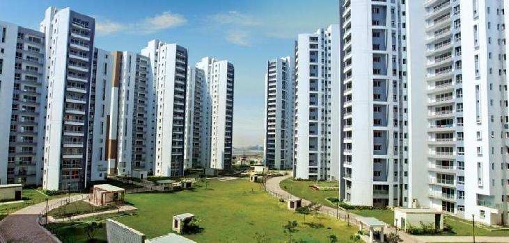 3 BHK Flats & Apartments for Sale in Amar Shaheed Path, Lucknow (1550 Sq.ft.)