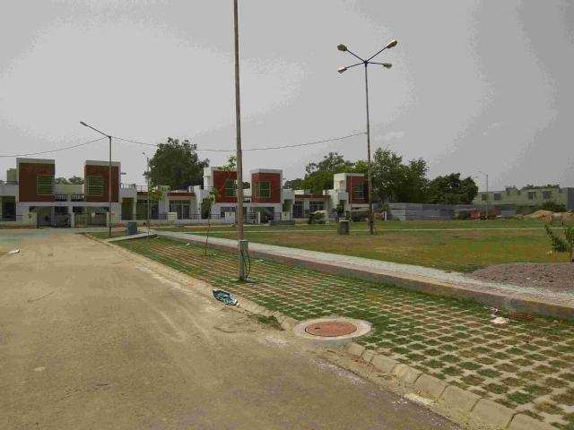 Plot For sale in Lucknow