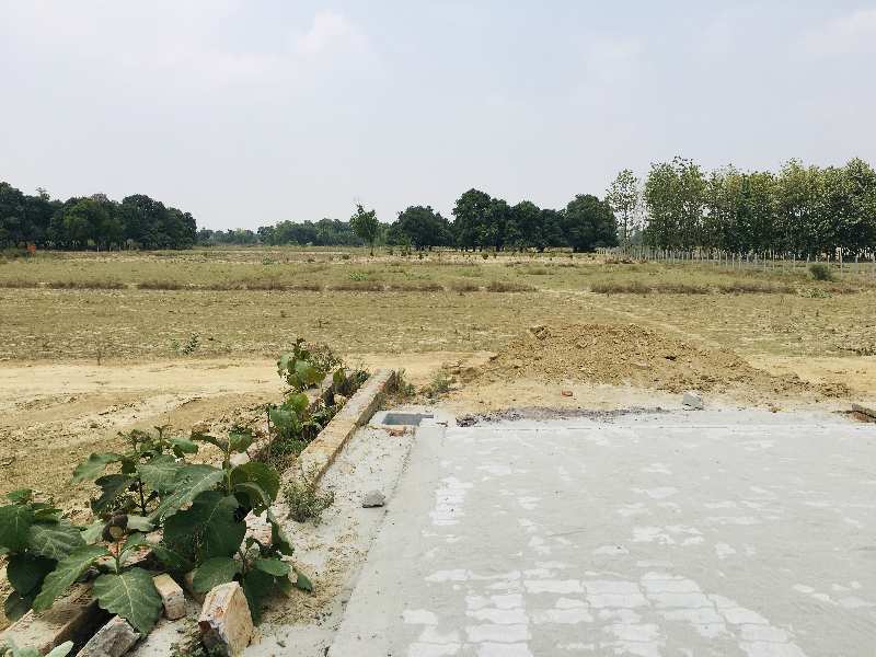Residential property in Sultanpur road near ekana stadium