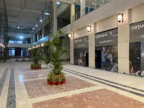 1500 Sq.ft. Commercial Shops for Sale in Sector 75, Noida