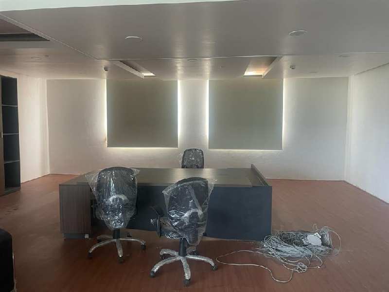 175000 Sq.ft. Office Space for Rent in Sector 4, Noida