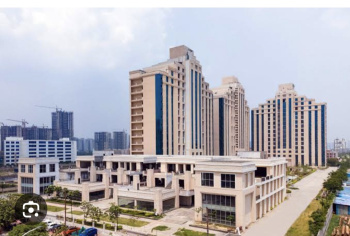 Office Space for Sale in Sector 132, Noida (805 Sq.ft.)