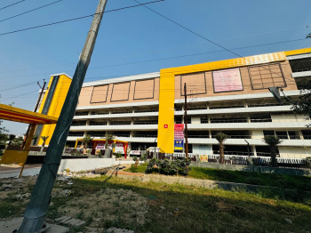 Commercial shops for lease in noida