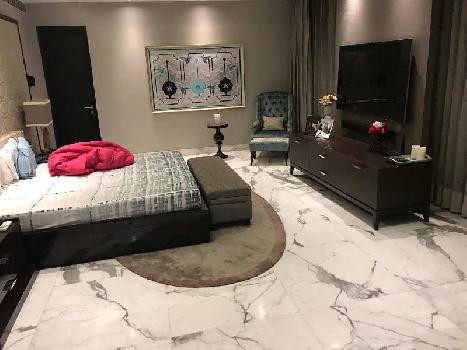 4 BHK Flats & Apartments for Sale in DLF Phase V, Gurgaon (4000 Sq.ft.)
