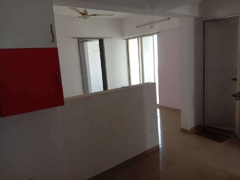 2 BHK Flats & Apartments for Sale in Kondhwa, Pune (937 Sq.ft.)