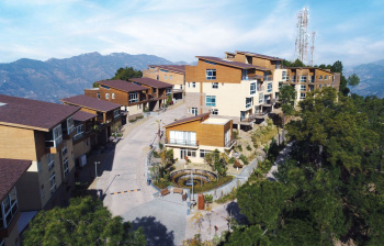 3 BHK Flats & Apartments for Sale in Kasauli, Solan (2800 Sq.ft.)