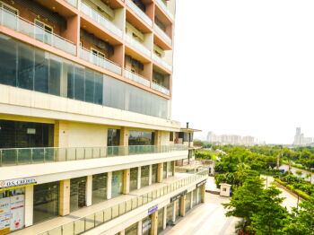 573 Sq.ft. Commercial Shops for Rent in Sector 63, Gurgaon