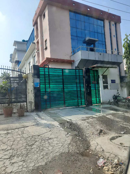450m industrial Building for sale in Sector-65,Noida