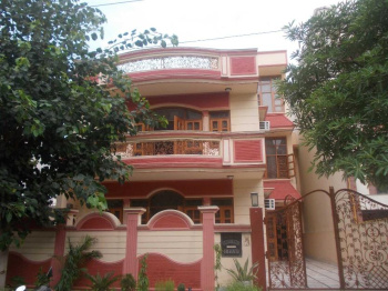 Plot for sale in sector-51,Noida