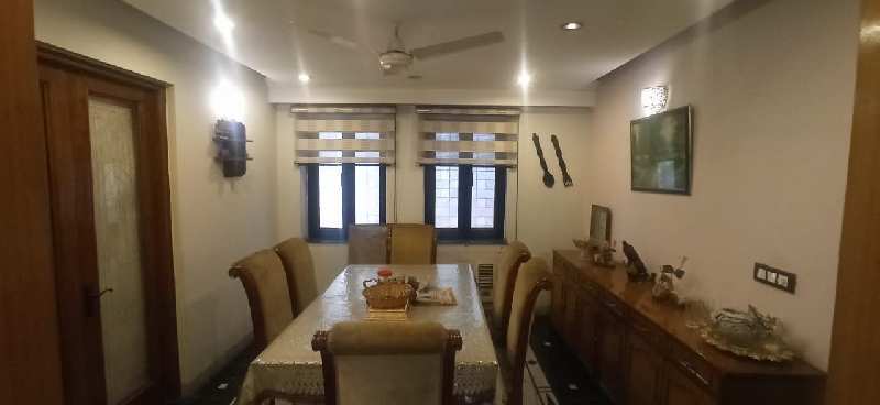 Fully furnished kothi for rent/Lease suitable for company Guest house or