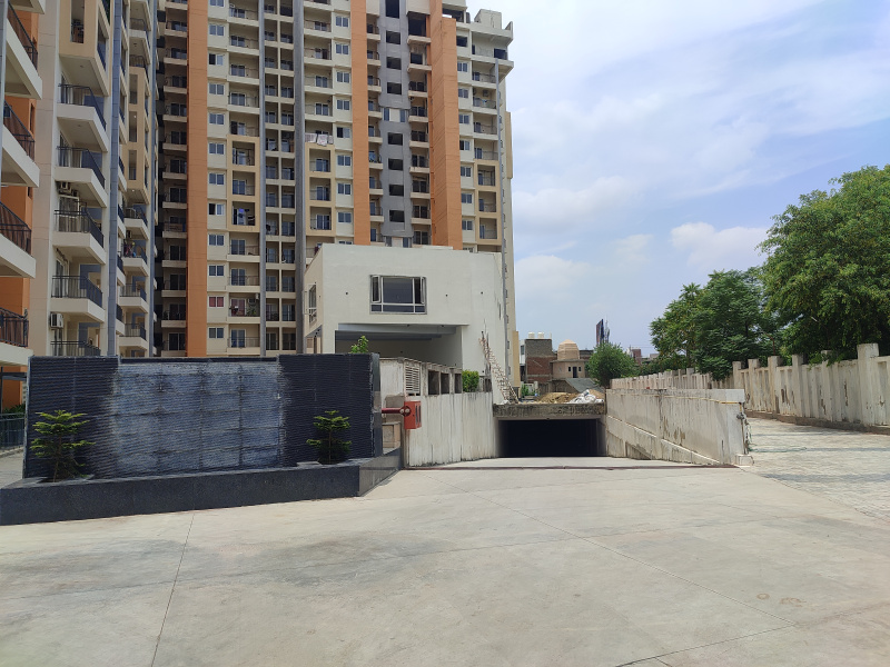2BHK Flat For Rent Opposite CNG Pump, Fatehabad Road, Agra