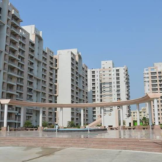 2 BHK Flats & Apartments for Sale in Fatehabad Road Fatehabad Road, Agra (1530 Sq.ft.)