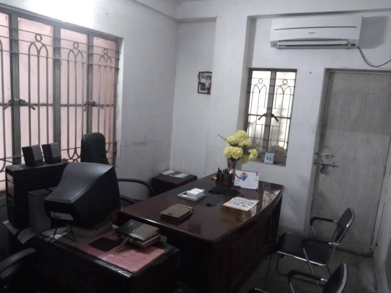 2 BHK Flats & Apartments for Sale in Jodhpur Colony, Kolkata (670 Sq.ft.)