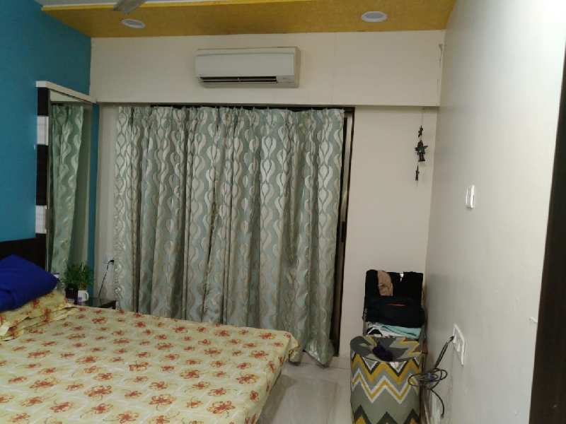 2 BHK Flats & Apartments for Rent in Vakola, Mumbai (1050 Sq.ft.)