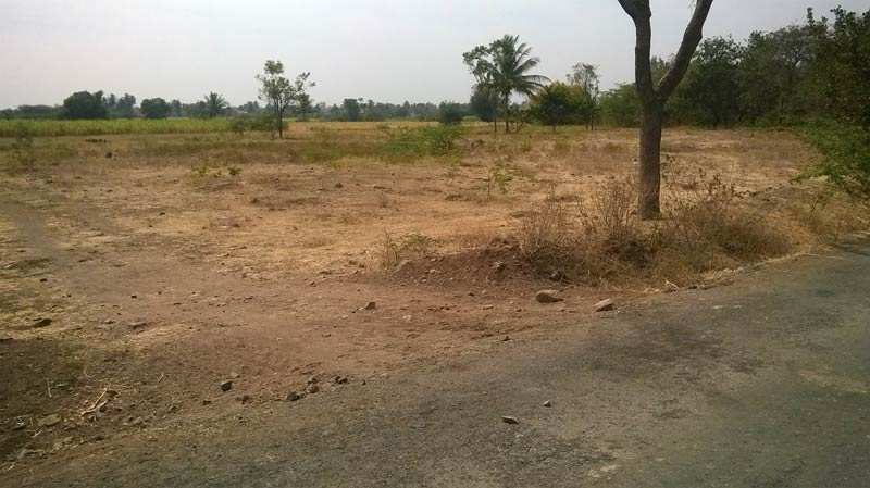 4.5 acers land for sale near samani mala