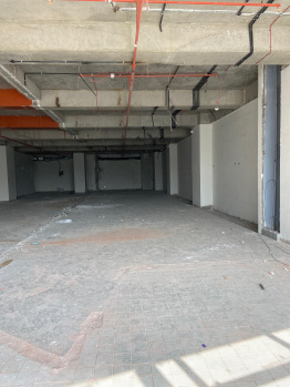 COMMERCIAL SHOWROOM FOR RENT ON SINDHUBHAVAN ROAD