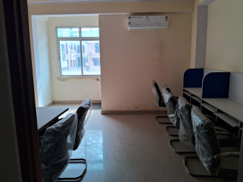 450 Sq. FT. Fully Furnished Office available at Vaishali Nagar, Rs.16000