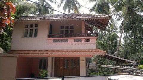 4 BHK Individual House for Sale in Kozhikode (2200 Sq.ft.)
