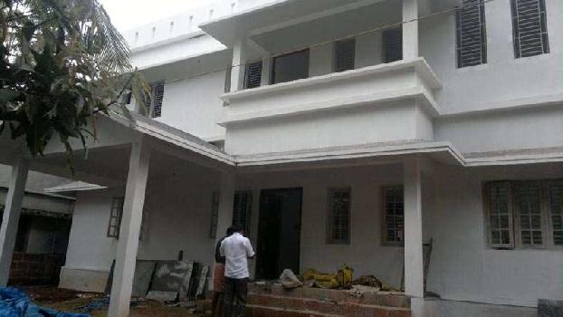 Newly Constructed 4 Bhk Independent House For Sale In Thiruvannur
