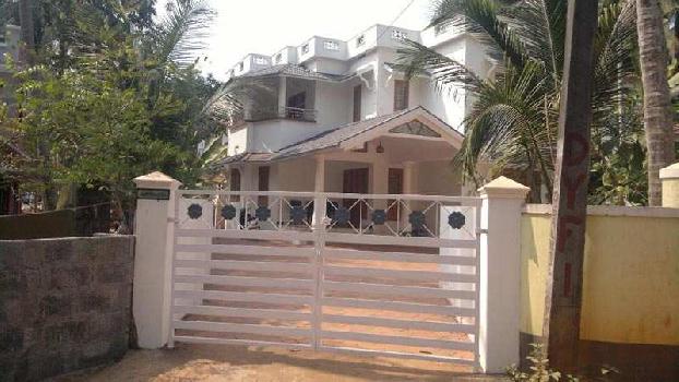 4 BHK Individual House/Home for Sale in Calicut (2200 Sq.ft.)