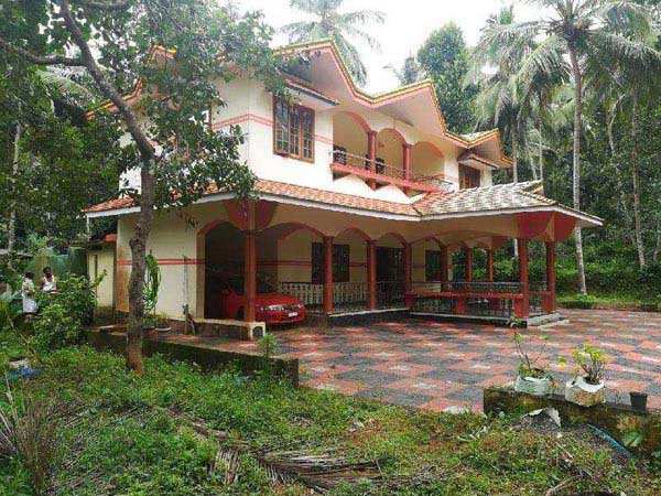 5 BHK Individual House for Sale in Calicut (Kozhikode) (3000 Sq.ft.)