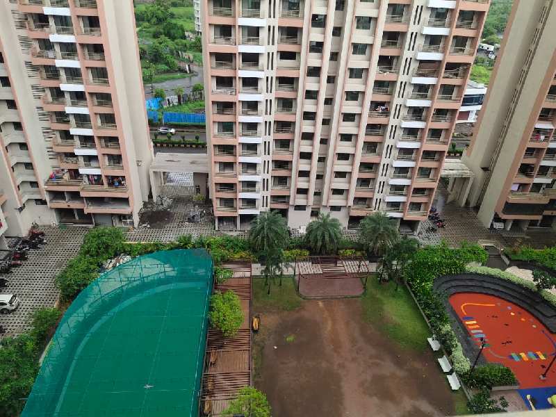 1 BHK Flats & Apartments for Sale in Global City, Mumbai (392 Ares)