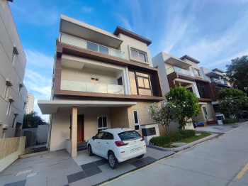 4 BHK Villa for Sale in Tellapur, Hyderabad (4049 Sq.ft.)