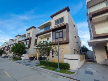 4 BHK Villa for Sale in Tellapur, Hyderabad (4095 Sq.ft.)