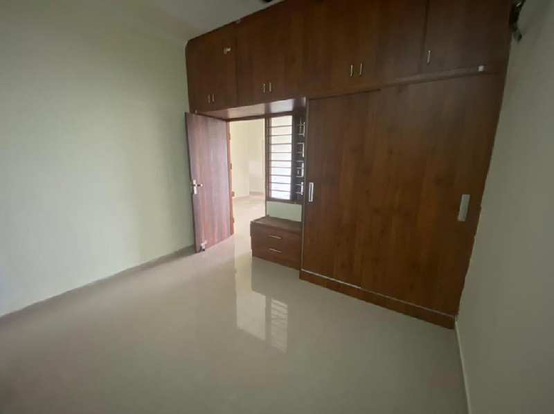 For Rent 2 BHK On First Floor With Park Facing, Modular Kitchen With Automatic Chimney, Geyser, Attached Washroom , Led Panels, Roof Top, Almirahs In All Room 6 Well Ventilated Large Balconies Of 1 Kanal Kothi  Facing 200 ft Road In Sector 77 Mohali