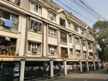 3 BHK Flats & Apartments for Sale in Golf Green, Kolkata