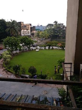 2 BHK Flats & Apartments for Sale in Tangra, Kolkata