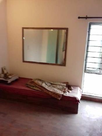 3 BHK Flats & Apartments for Rent in B. L. Saha Road, Kolkata