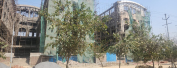 350 Sq.ft. Commercial Shops for Sale in Yamuna Expressway, Greater Noida