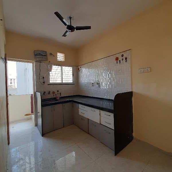 2 Bhk flat for rent in manish nagar